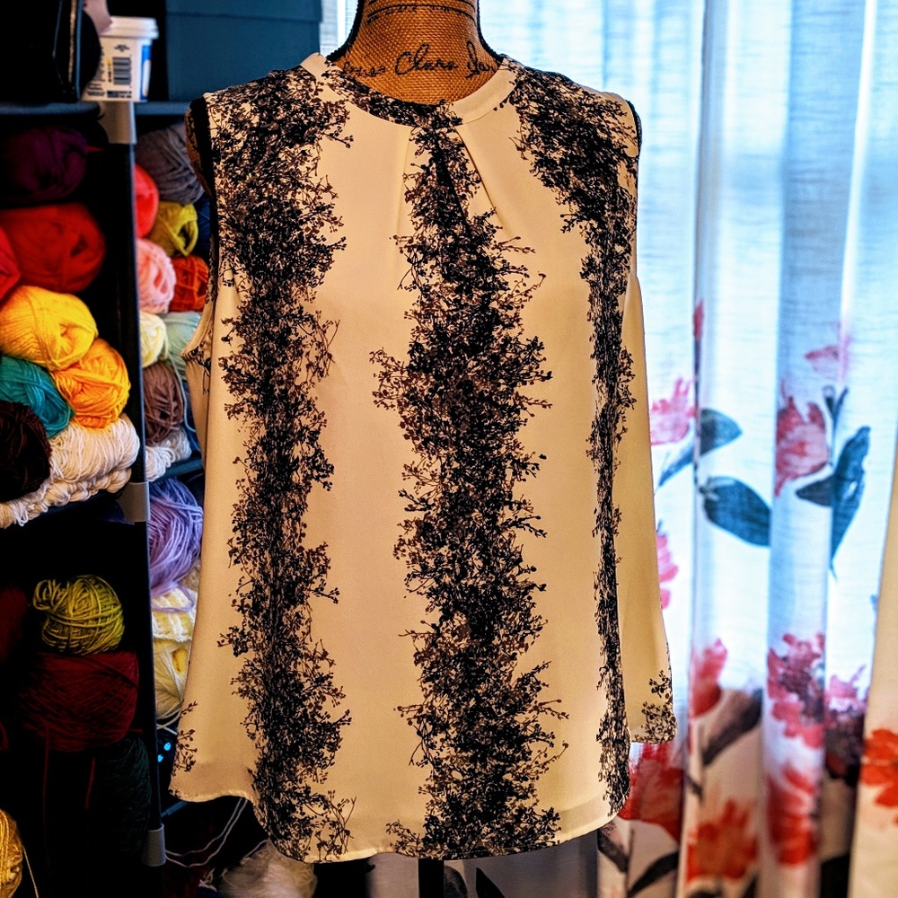 Daniel Rainn - Nelson Crossback Blouse